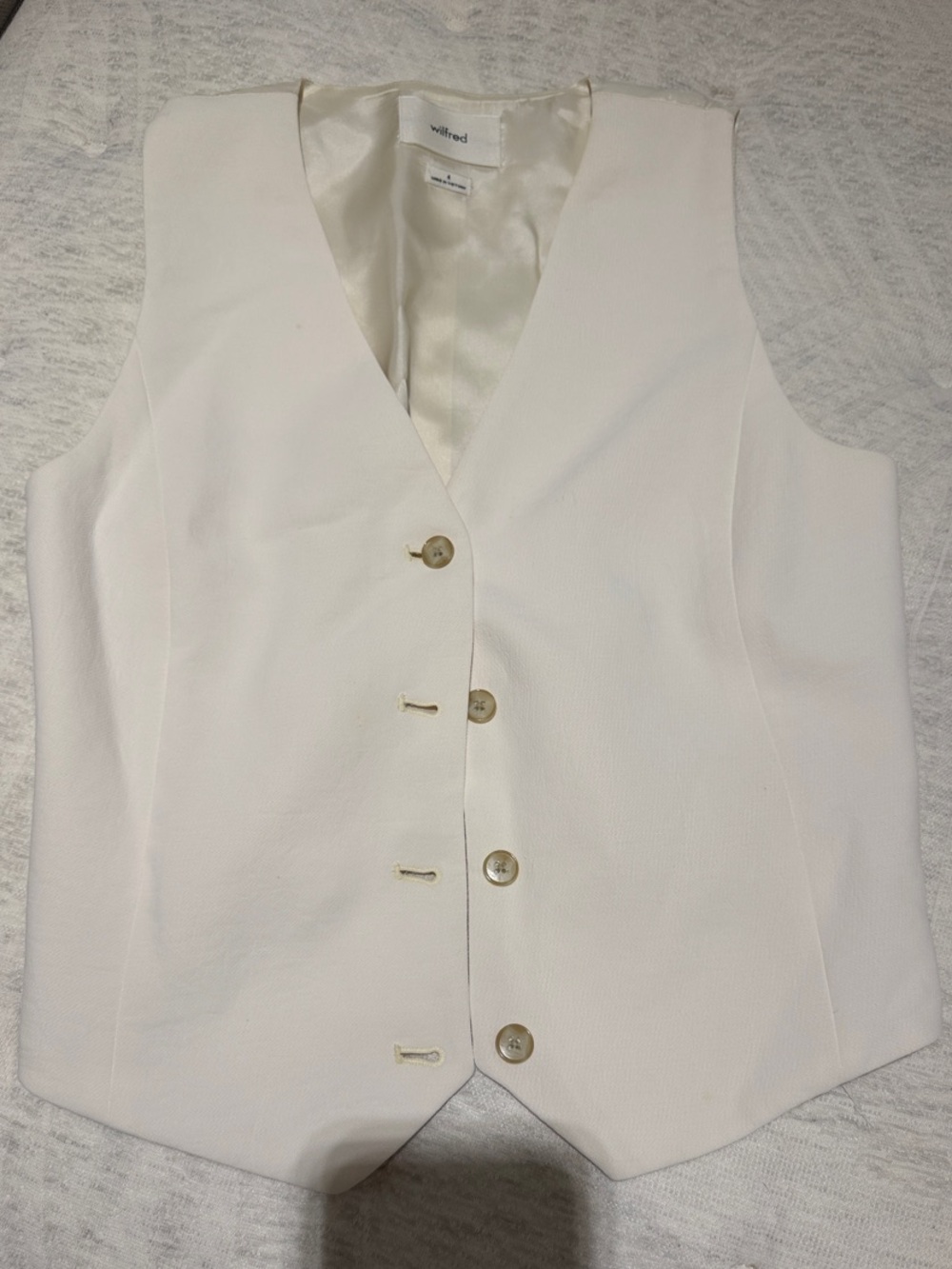 Wilfred Cream Button-Front Vest Aritzia
